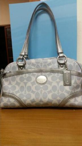 coach、ｼｸﾞﾈﾁｬｰ★美品ﾃﾞｽ★他にてソールドデス。