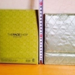 【未使用】THE FACE SHOP【折畳みミラー/鏡】角度調整可/携帯用にも《箱入りギフト》の画像