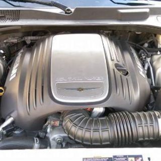 クライスラー 300c 5.7L エアサス公認　オバフェン　エアロ　アルミホイール　左H 車検なし　V8の画像