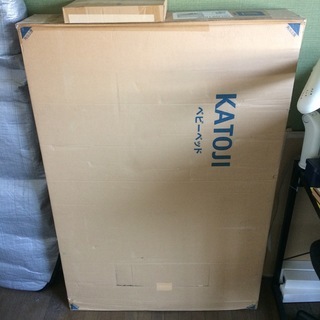 ベビーベッド・カトージ・白の画像