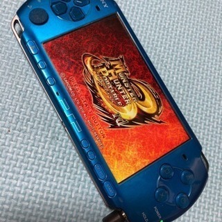PSP 3000 充電器付。の画像