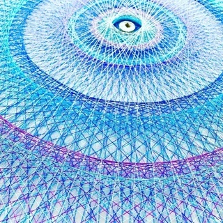 色の魔法〜糸かけアートの画像