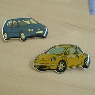 🚗 🚕フォルクスワーゲンのピンバッジ2個と絵はがき5枚