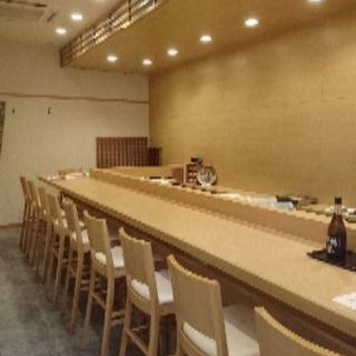 【急募】神田神保町｢花家｣で日本料理のお運び。主婦歓迎です！の画像