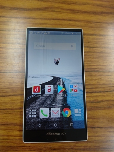 docomo SH-01G AQUOS スマホ 白ロム 本体