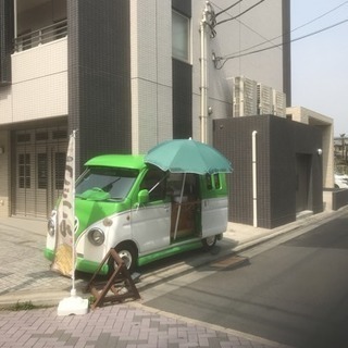 キッチンカー「ベルギーワッフル」の画像
