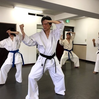 空手×ヨガ（火の呼吸）で元気になる！女性・初心者でも本格的な空手が学べる修気道（東京都中野区）の画像