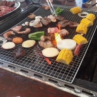 BBQ好き必見！車通勤歓迎！週払い可！キャンプ場で働く短期のお仕事。