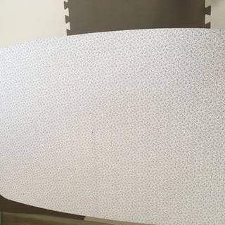 訳あり家具   グラつくローテーブルの画像