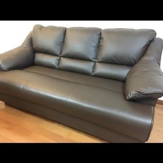 美品　3人掛けソファ