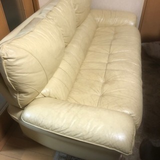 ソファ譲りますの画像