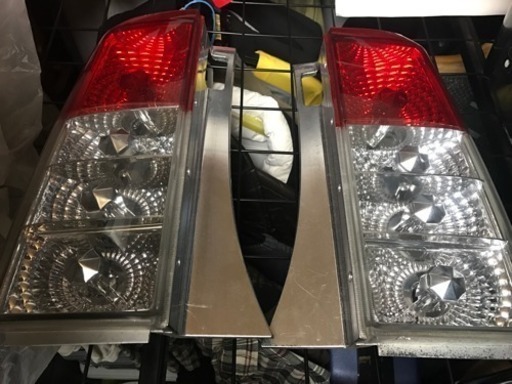 トヨタbB 社外テールランプ