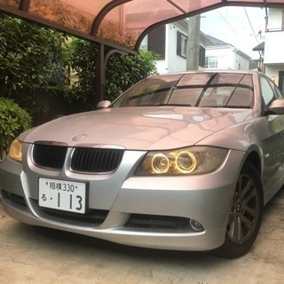 商談中！BMW 320i 中古車
