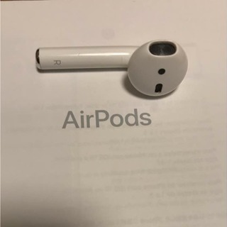 apple airpods 右耳. 値下げました。