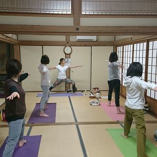ヨガ 宗像【初心者向け】 　径絡やツボにアプローチして体質改善するヨガ の画像