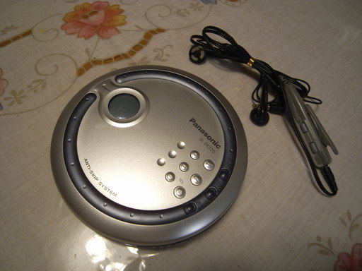 再再再値下げ品　PANASONIC PORTBLE CD PLAYER中古美品