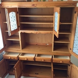 カントリー家具 ♡ カップボード ♡ 食器棚