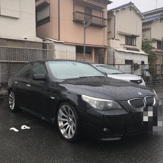 BMW 525i Mスポーツ 金◯