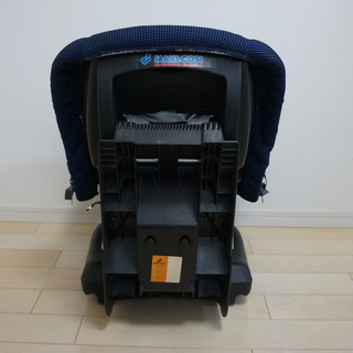 combi maxi･cosi チャイルドシートの画像