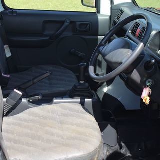 【自社ローン対応】スズキ キャリイ KC エアコン・パワステ 4WD 4WD/走行距離5万km☆現車確認可の画像