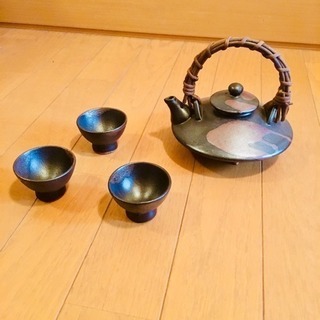 【ほぼ未使用】黒ぢょか おちょこ３杯セット 酒器 和食器