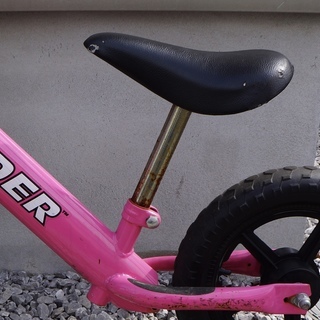 ストライダー　ピンクの画像