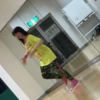 ZUMBAｻｰｸﾙ　さぷらいずの５月案内で～す(*^^)v