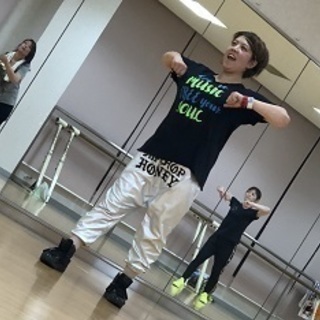 ZUMBAｻｰｸﾙ　さぷらいずの５月案内で～す(*^^)v - スポーツ