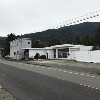 値下げ☆田舎暮らし☆鹿児島県垂水市☆ロードサイド店舗付住宅 - 垂水市