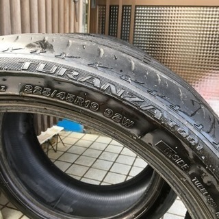 ブリジストンTURANZA T001 225/45/19 2本セットの画像