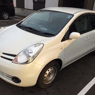 日産 ノート 15S FOUR Vパッケージ(車検2020年まで)
