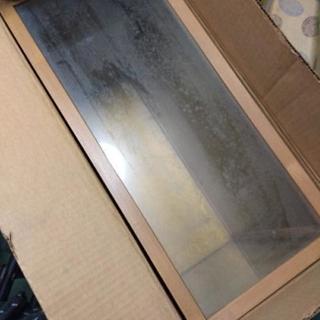 古いガラスケース　