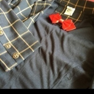 新品 韓国 フォーマル服 3点セット ブレザー・ズボン 蝶ネクタイの画像