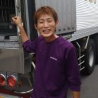 整備士　★トラックの整備・オイル交換・タイヤ交換等！　★成長企業の画像