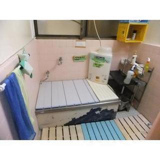 8000円の鍵つき個室です − 東京都