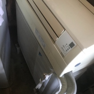 引っ越しでのエアコン工事 エアコン買い取り − 大阪府
