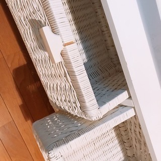 値下げ ラタン ホワイト チェスト シャビーシック 引き出し ガラス棚の画像