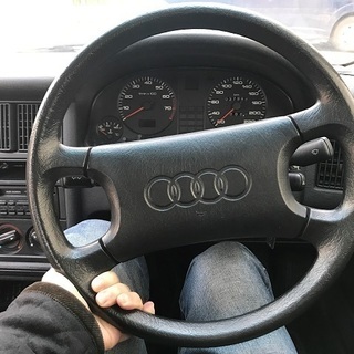 H2　アウディ80　走行3.8万ｋｍ　サンルーフ　車検2年付き　12125の画像