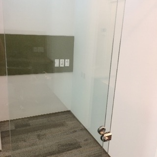 ネット上での宣伝スタッフの画像