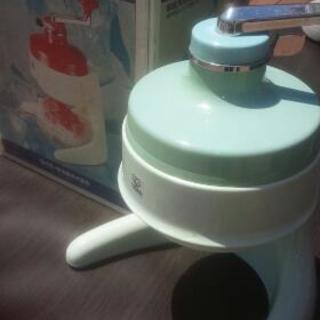 昭和45年、超～レトロ！未使用！タイガーベビーアイス　　　　　　　　　　　　　　　　　　　　　　　　　　　　　　　　　　　　家庭用氷削り器(手動）の画像