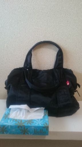 超軽いナイロントートバック