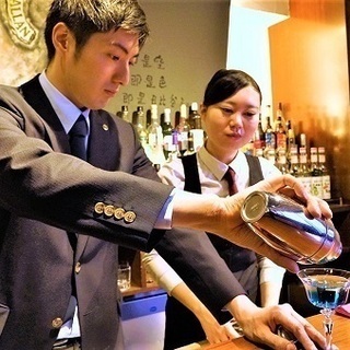 日本酒カクテル他様々なお酒を作るバーテンダー☆国内蒸留所見学やカクテルコンペもあり♪の画像