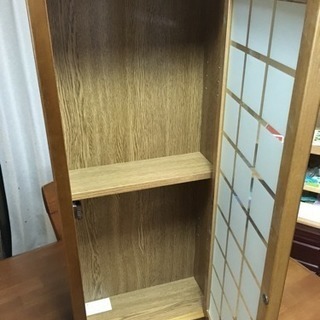 ガラス戸収納棚 (新品)の画像