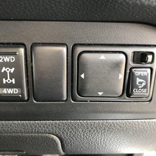【4ＷＤ切替スイッチ】★ノート★スマートキー★電動格納ドアミラー★オートエアコン★フォグランプの画像