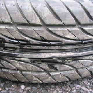 新古品グットイヤー夏用タイヤを軽自動車夏用155／65／R13のタイヤ又は　165／65／R14　4本に交換してください。の画像