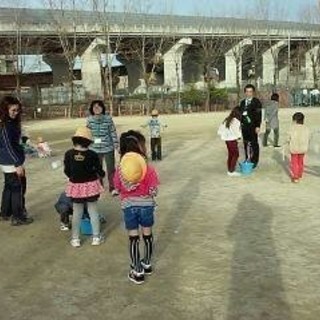 親子シャボン玉特別教室（屋根付き広場）親子で挑戦：ナガ～イ大きなシャボン玉ほか遊びイッパーツガンバロー。の画像