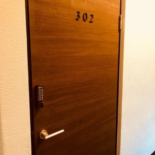 即日入居可！コレド室町に徒歩5分！リノベーション済みの賃貸マンション！  − 東京都