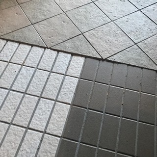 タイルいろいろの画像