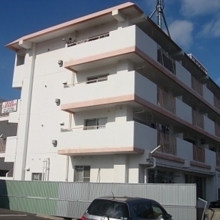 新居浜市 サンロイヤル欄振留 200m2 【9.7万円】学習塾･...