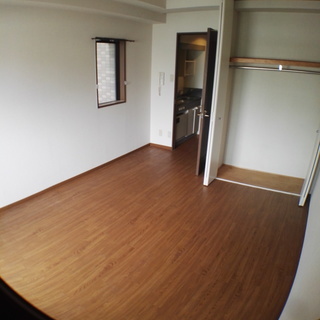 【3駅3線利用可】オレンジストリート沿い南堀江マンション　保証人なし相談可！初期費用激安 - 大阪市